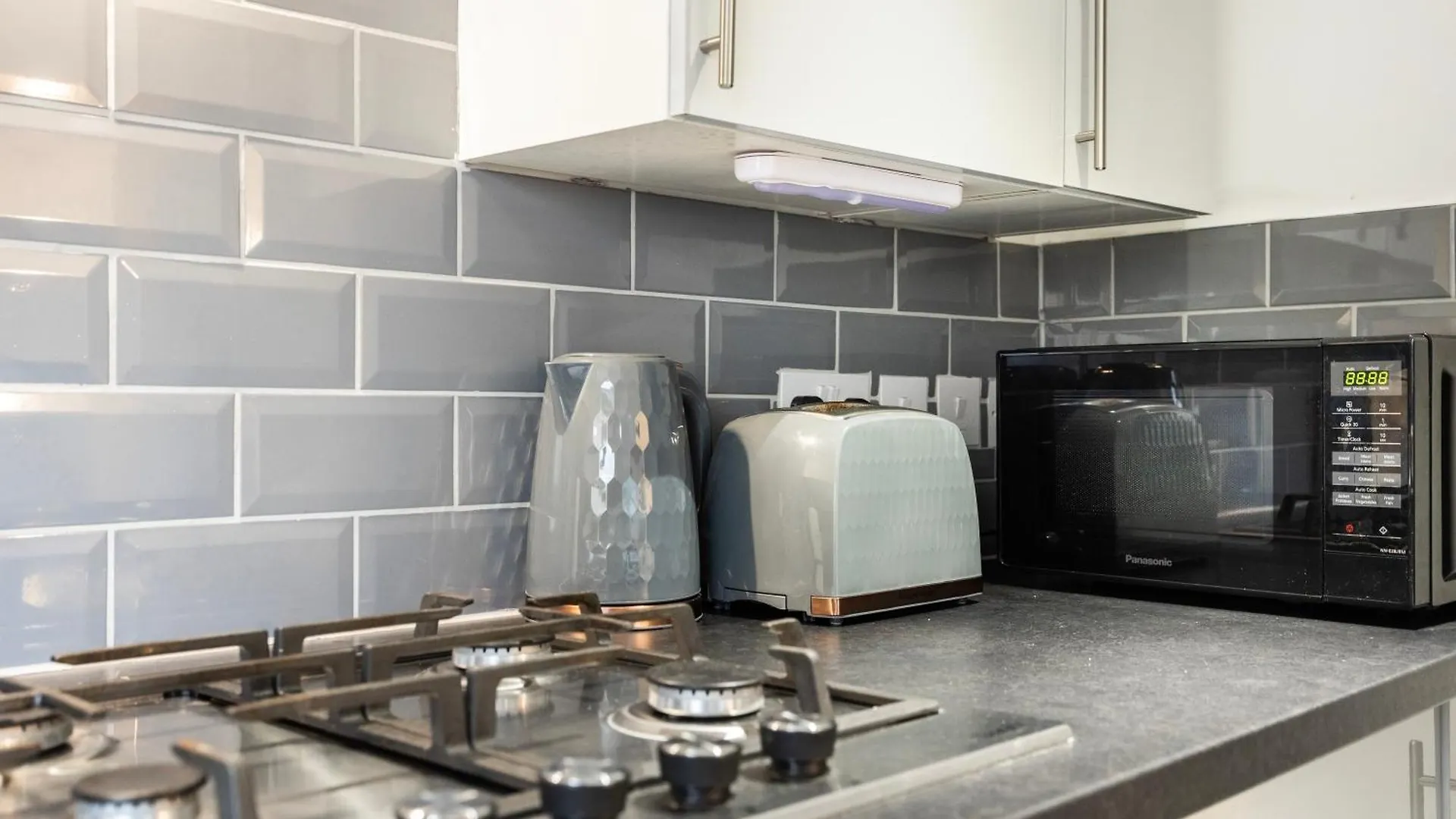 Apartment Quick Access To London City, Self Check-In! United Kingdom